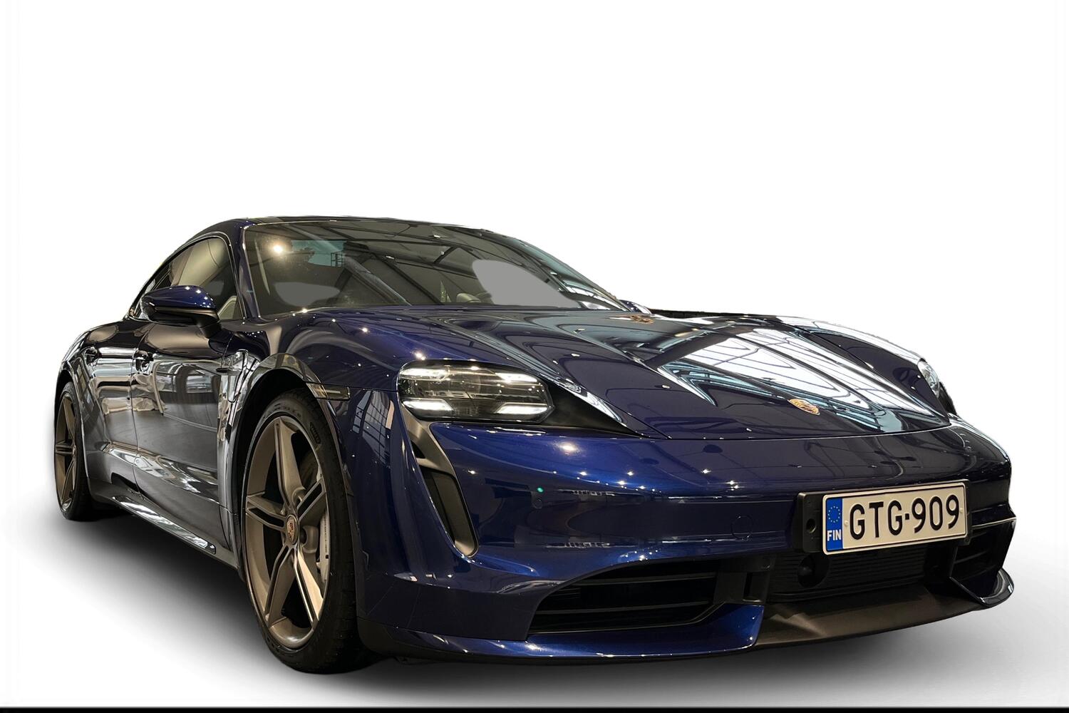Porsche Taycan vaihtoauto