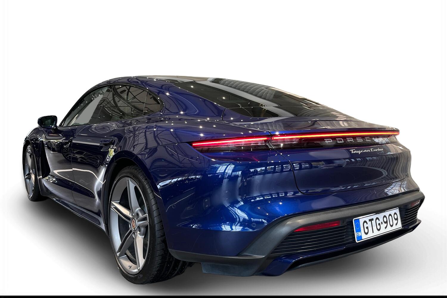 Porsche Taycan vaihtoauto