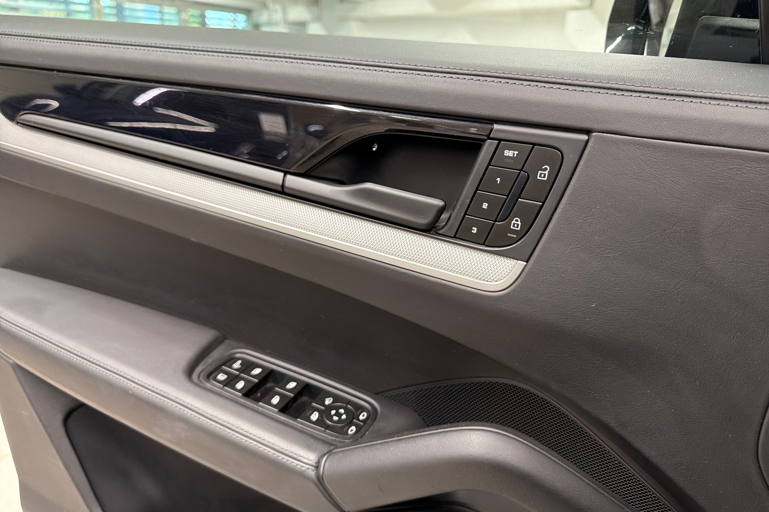 Porsche Cayenne vaihtoauto