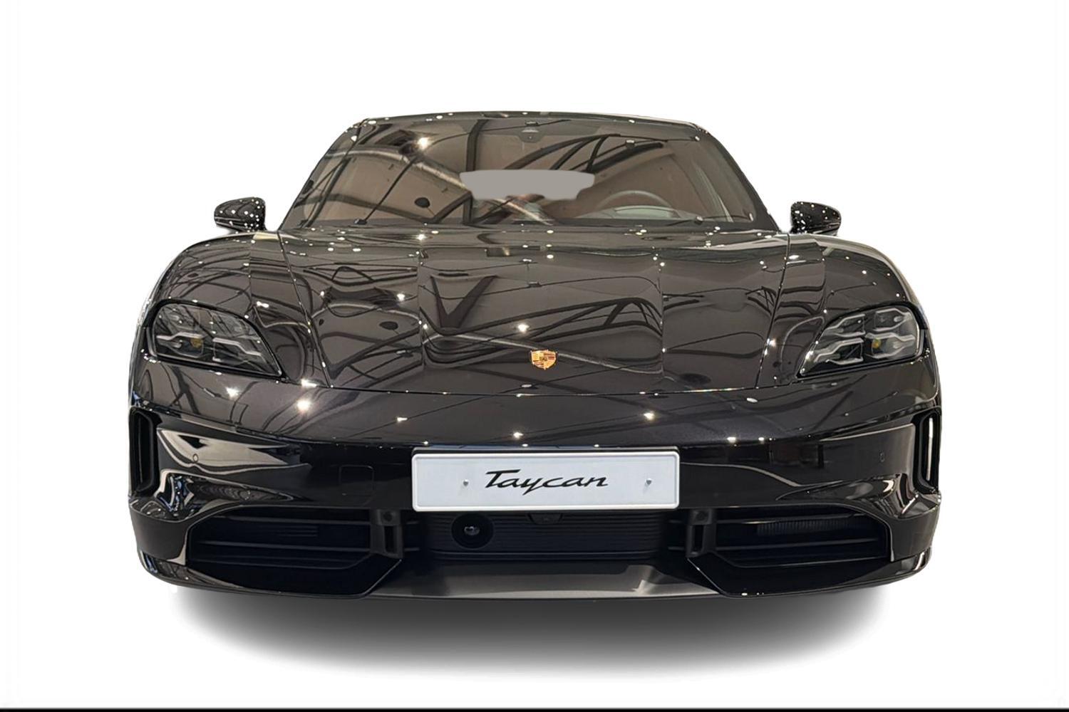 Porsche Taycan vaihtoauto