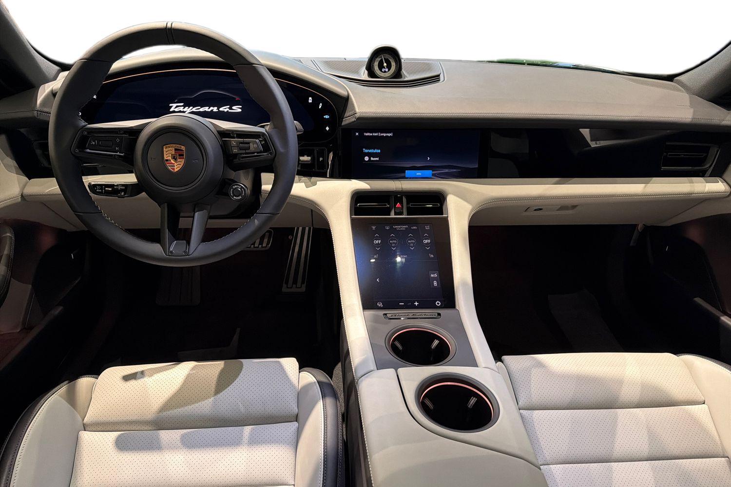 Porsche Taycan vaihtoauto