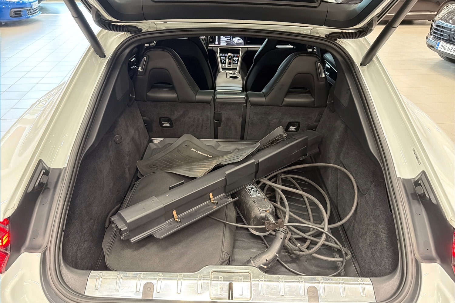 Porsche Panamera vaihtoauto