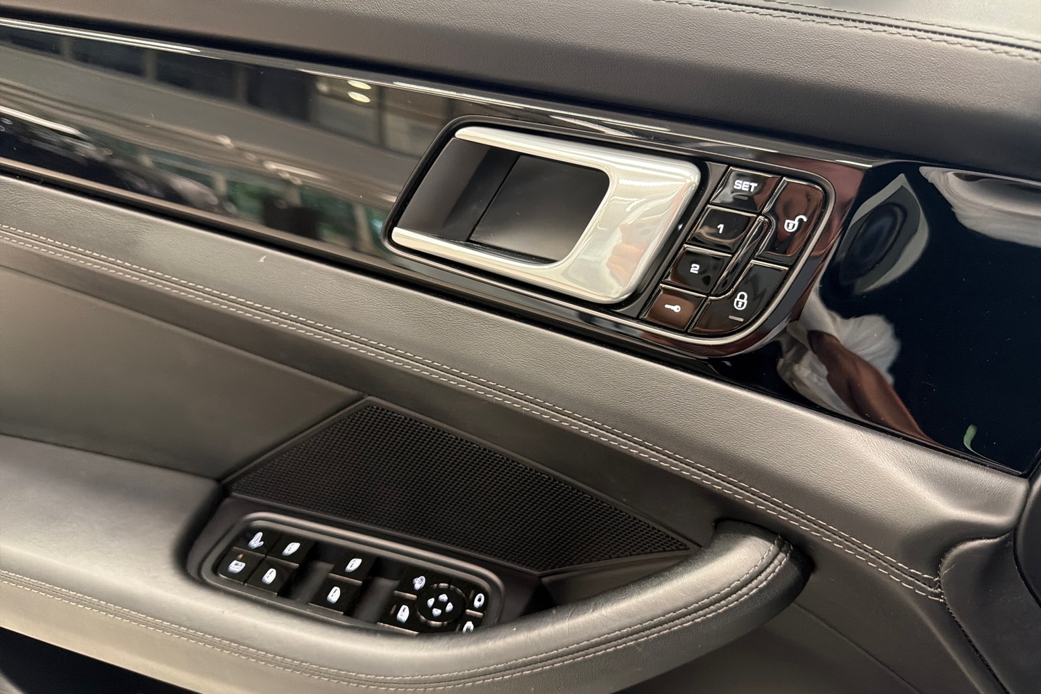 Porsche Panamera vaihtoauto