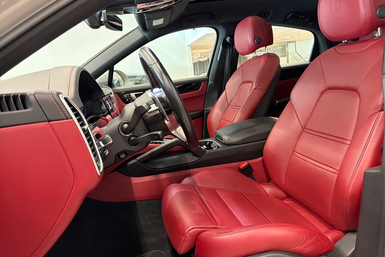 Porsche Cayenne vaihtoauto