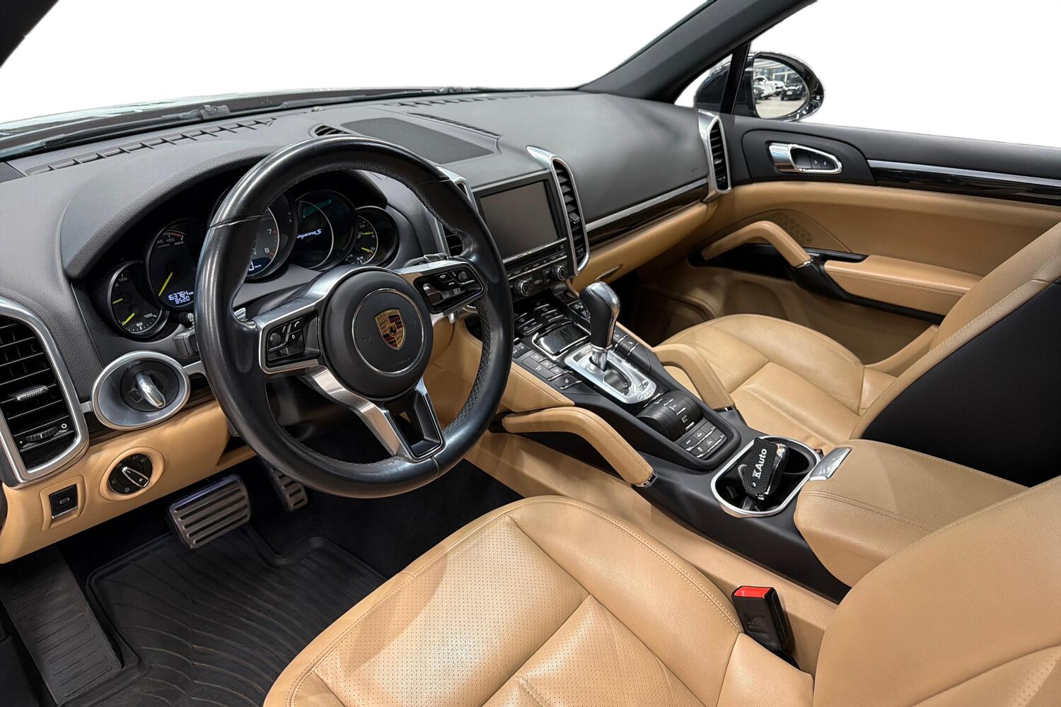 Porsche Cayenne vaihtoauto