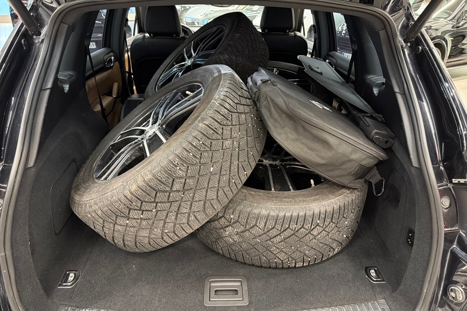 Porsche Cayenne vaihtoauto