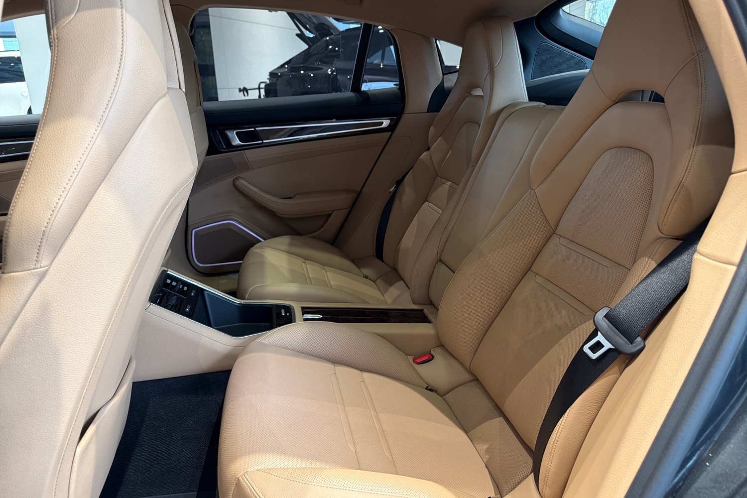 Porsche Panamera vaihtoauto