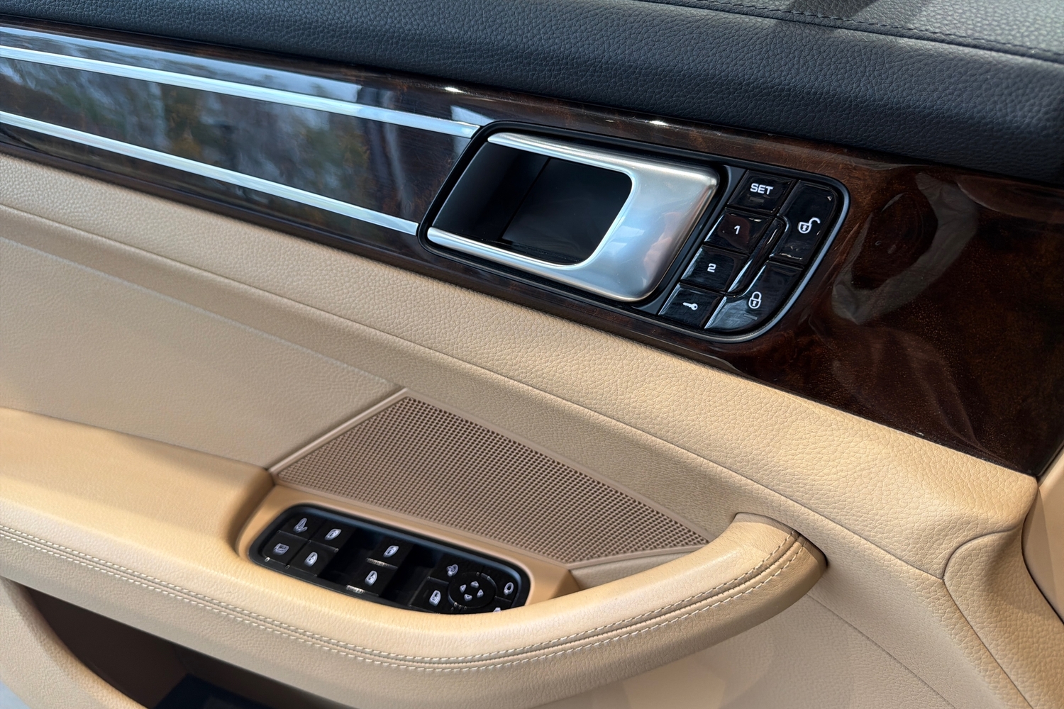 Porsche Panamera vaihtoauto