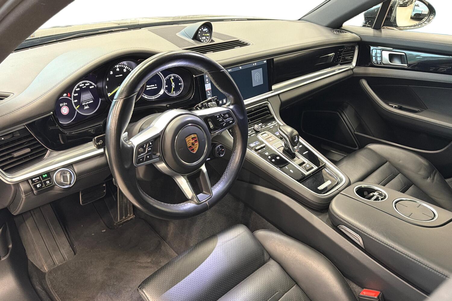 Porsche Panamera vaihtoauto