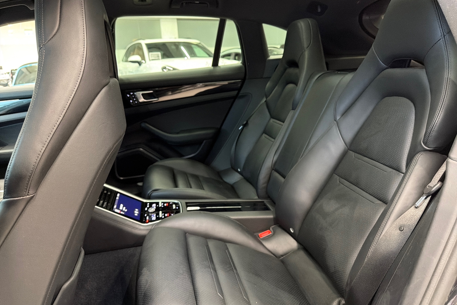 Porsche Panamera vaihtoauto