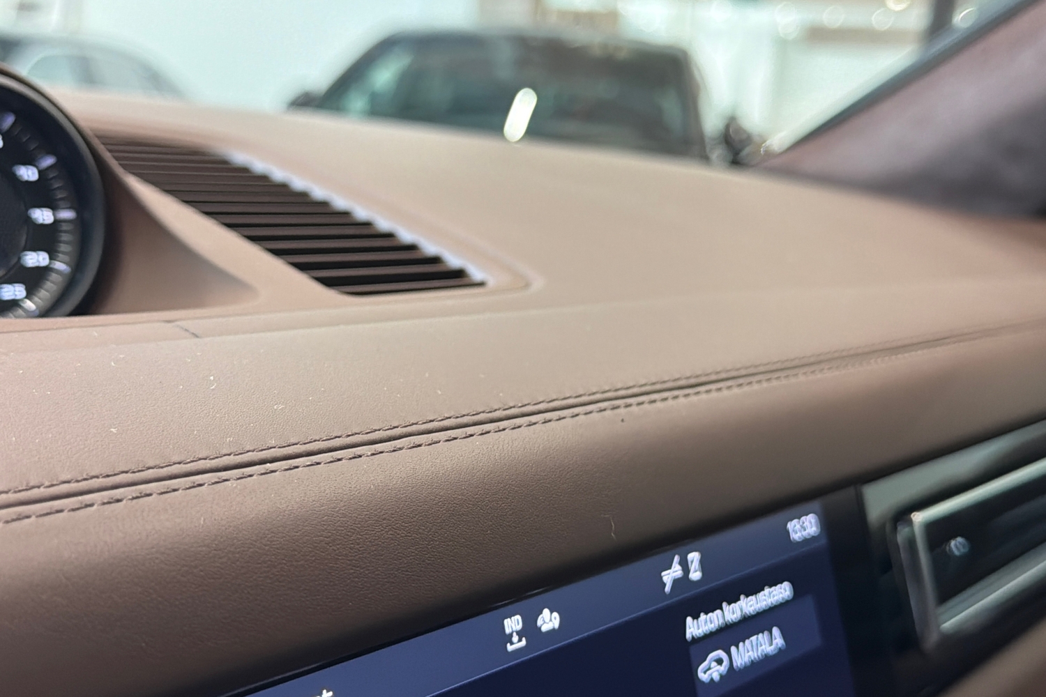 Porsche Cayenne vaihtoauto