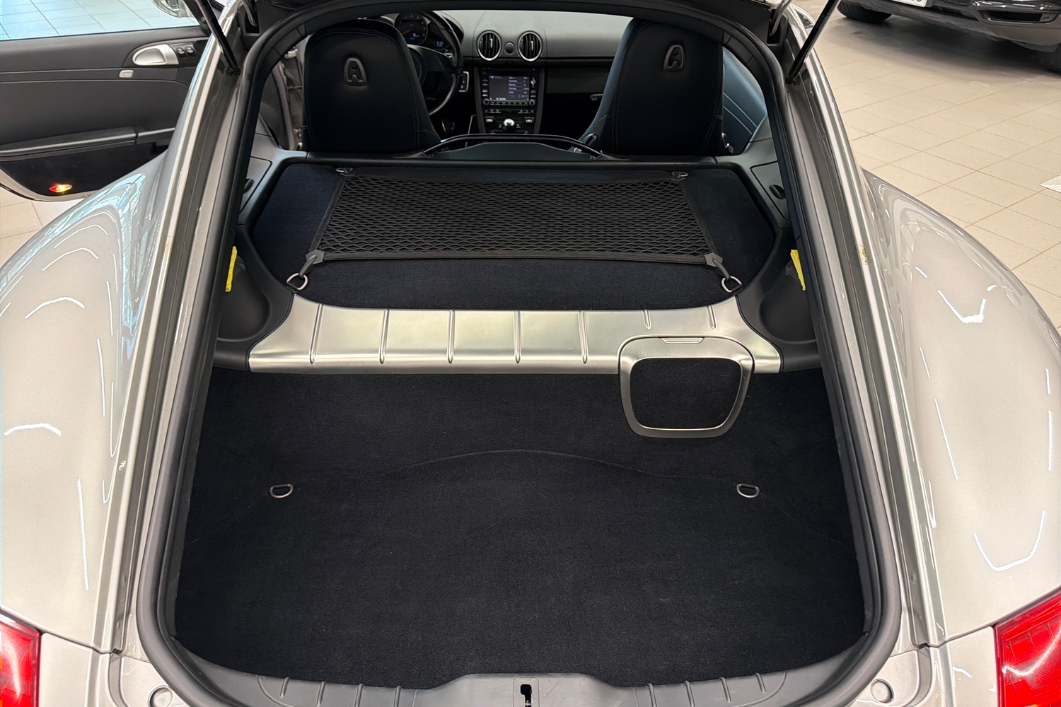 Porsche Cayman vaihtoauto