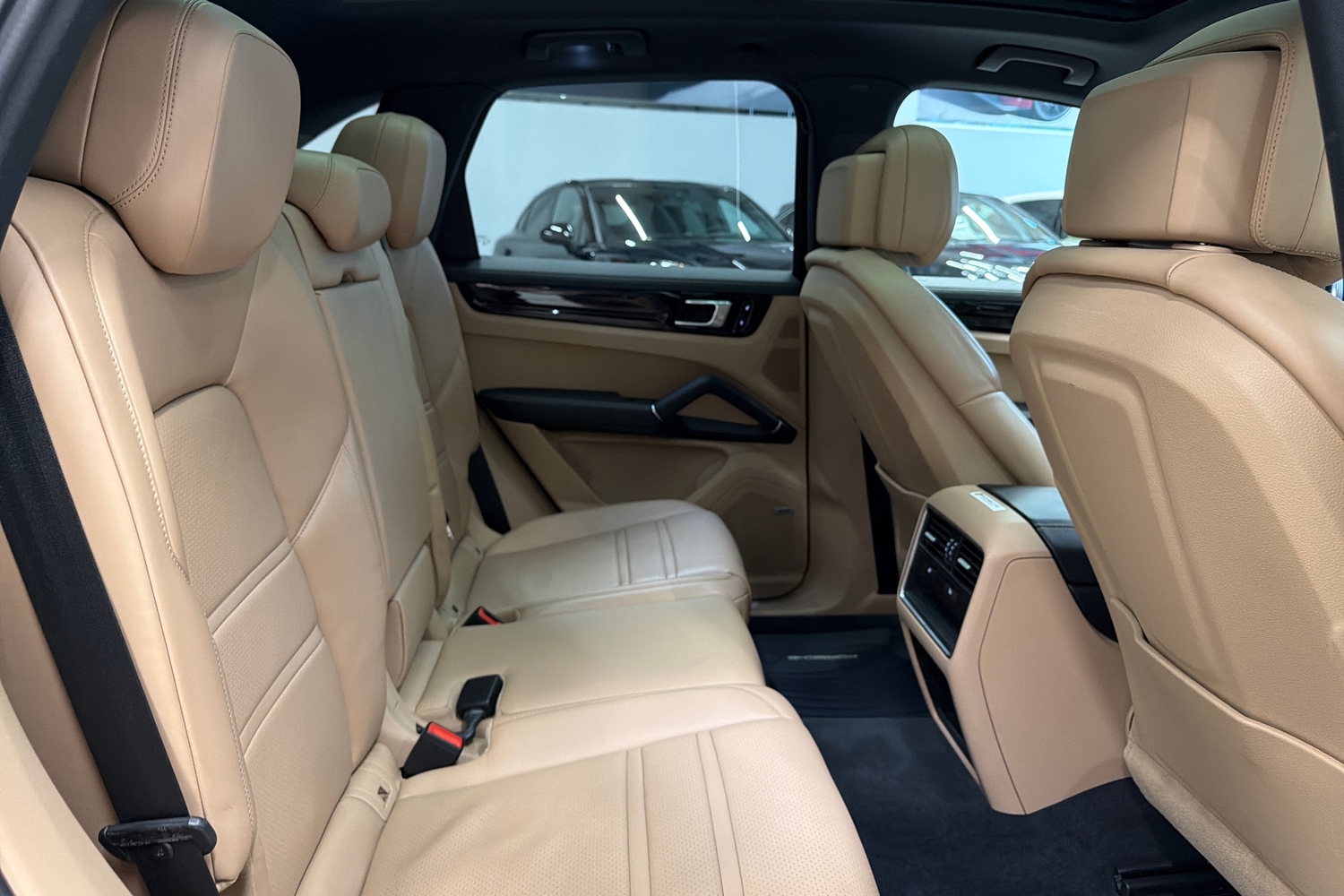 Porsche Cayenne vaihtoauto