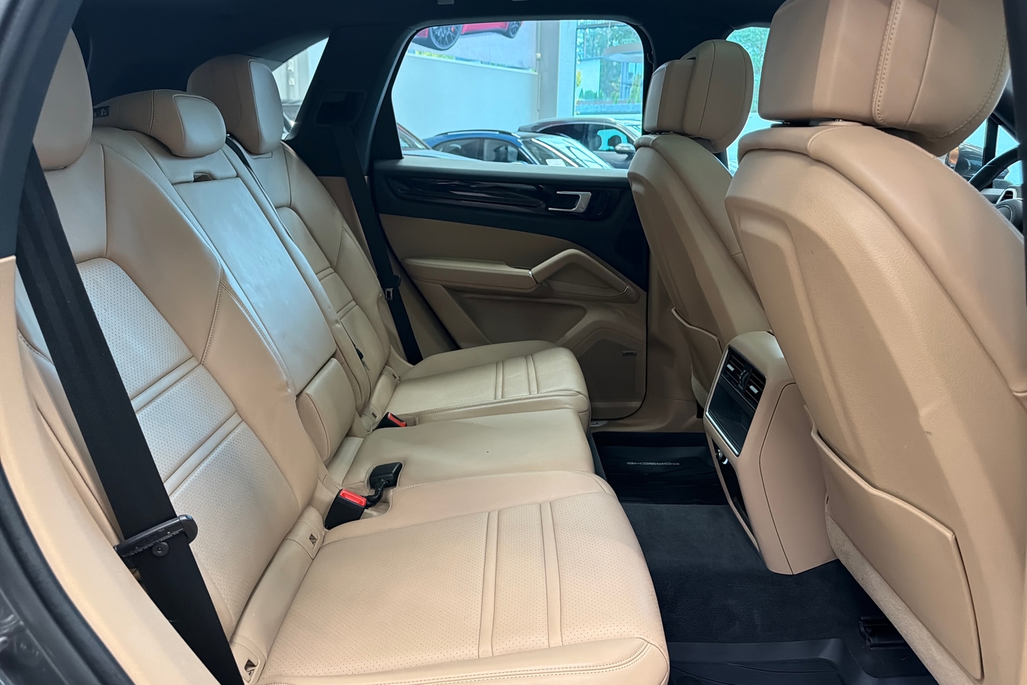 Porsche Cayenne vaihtoauto