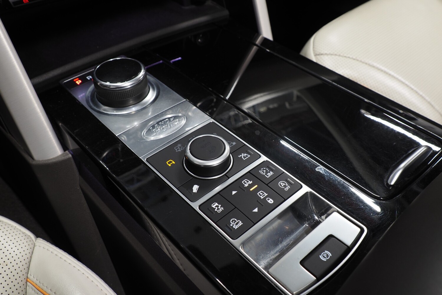 Land Rover Discovery vaihtoauto