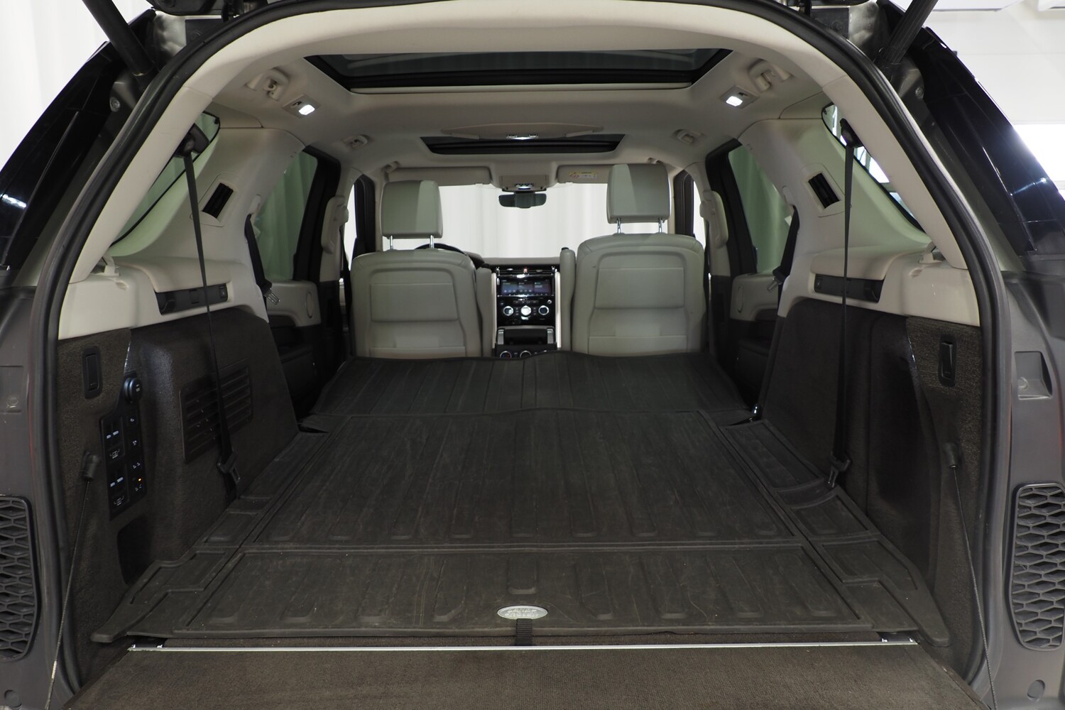 Land Rover Discovery vaihtoauto