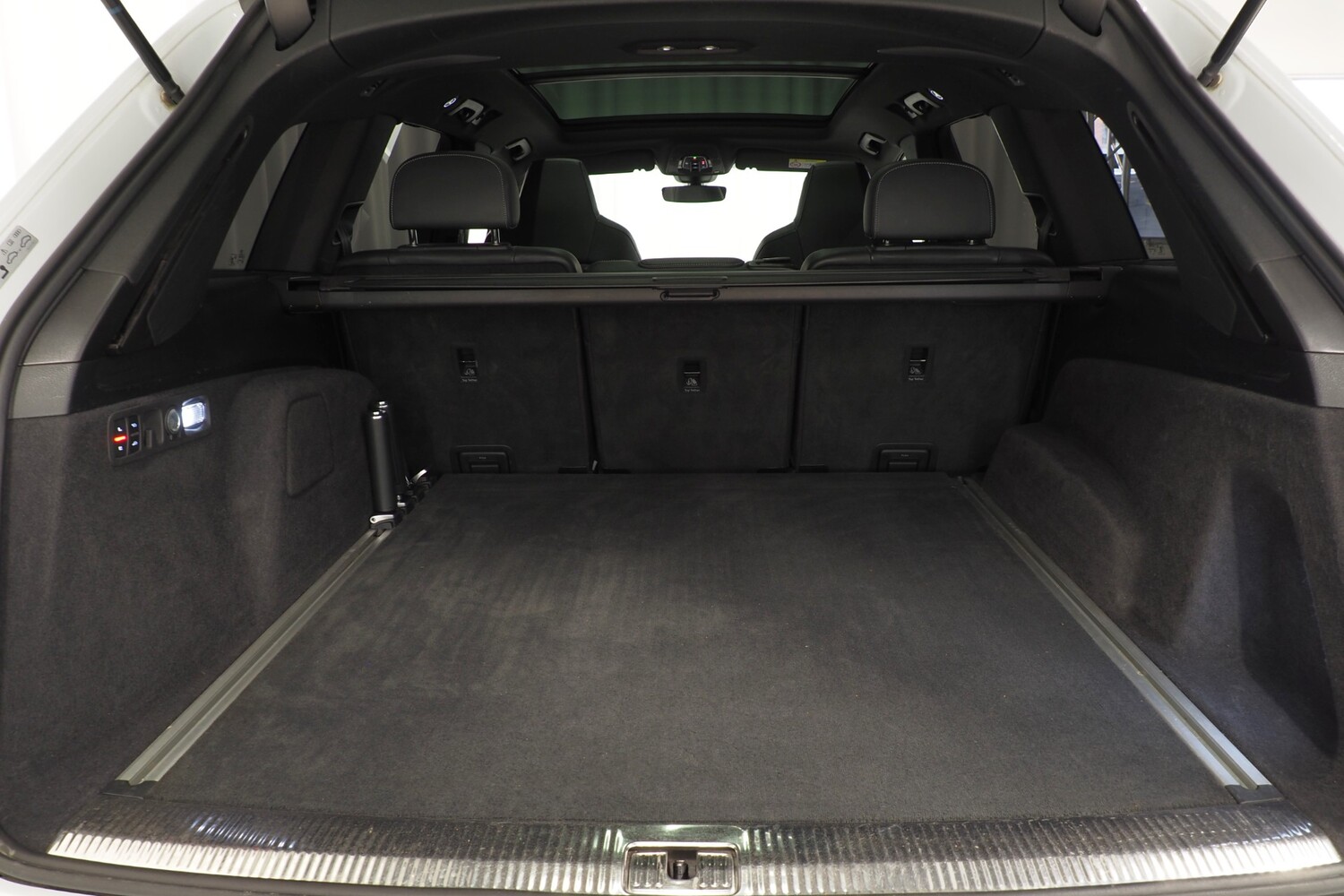 Audi Q7 vaihtoauto