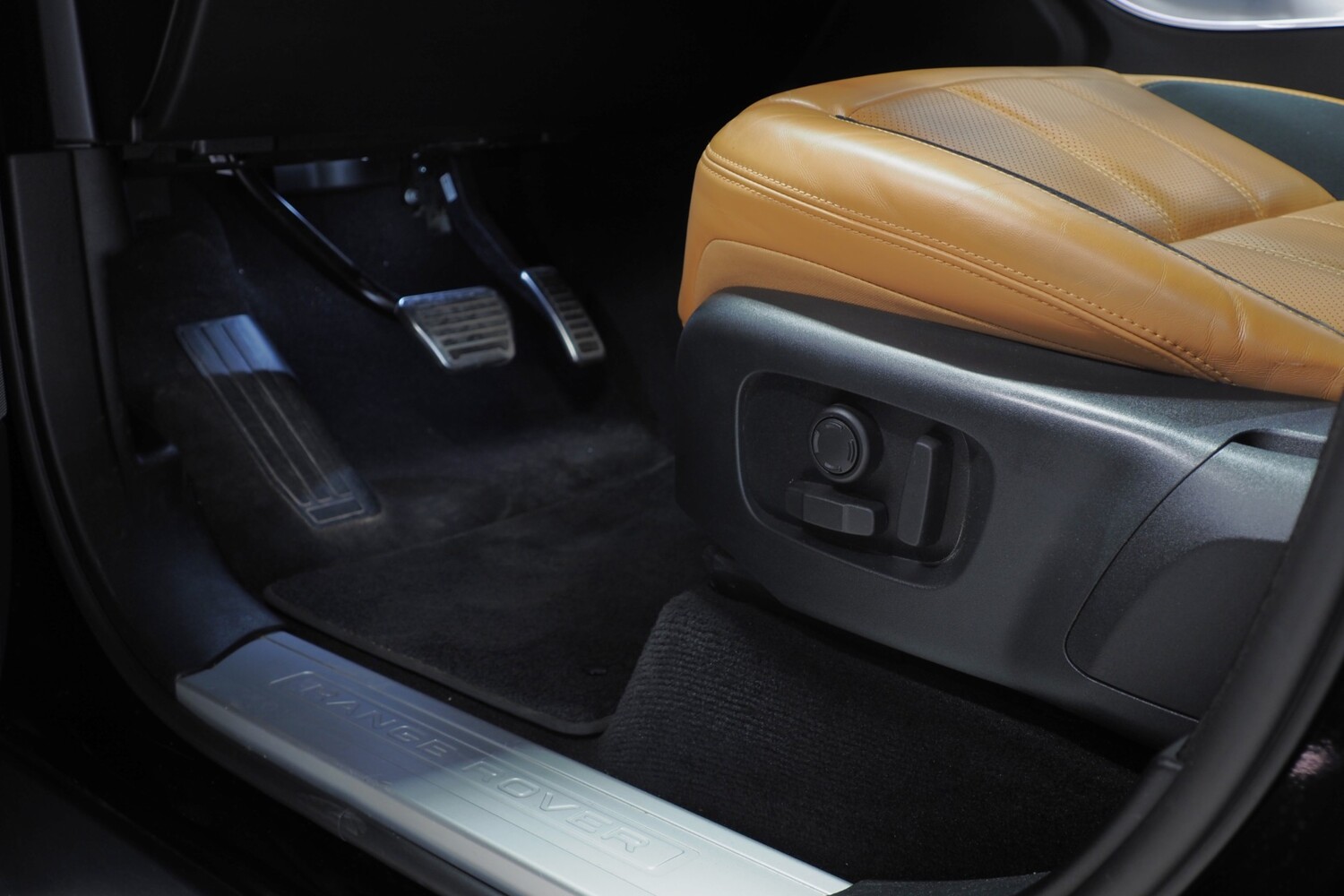 Land Rover Range Rover Sport vaihtoauto