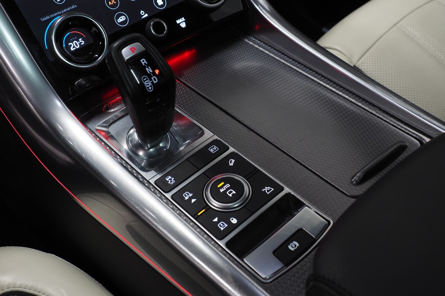 Land Rover Range Rover Sport vaihtoauto