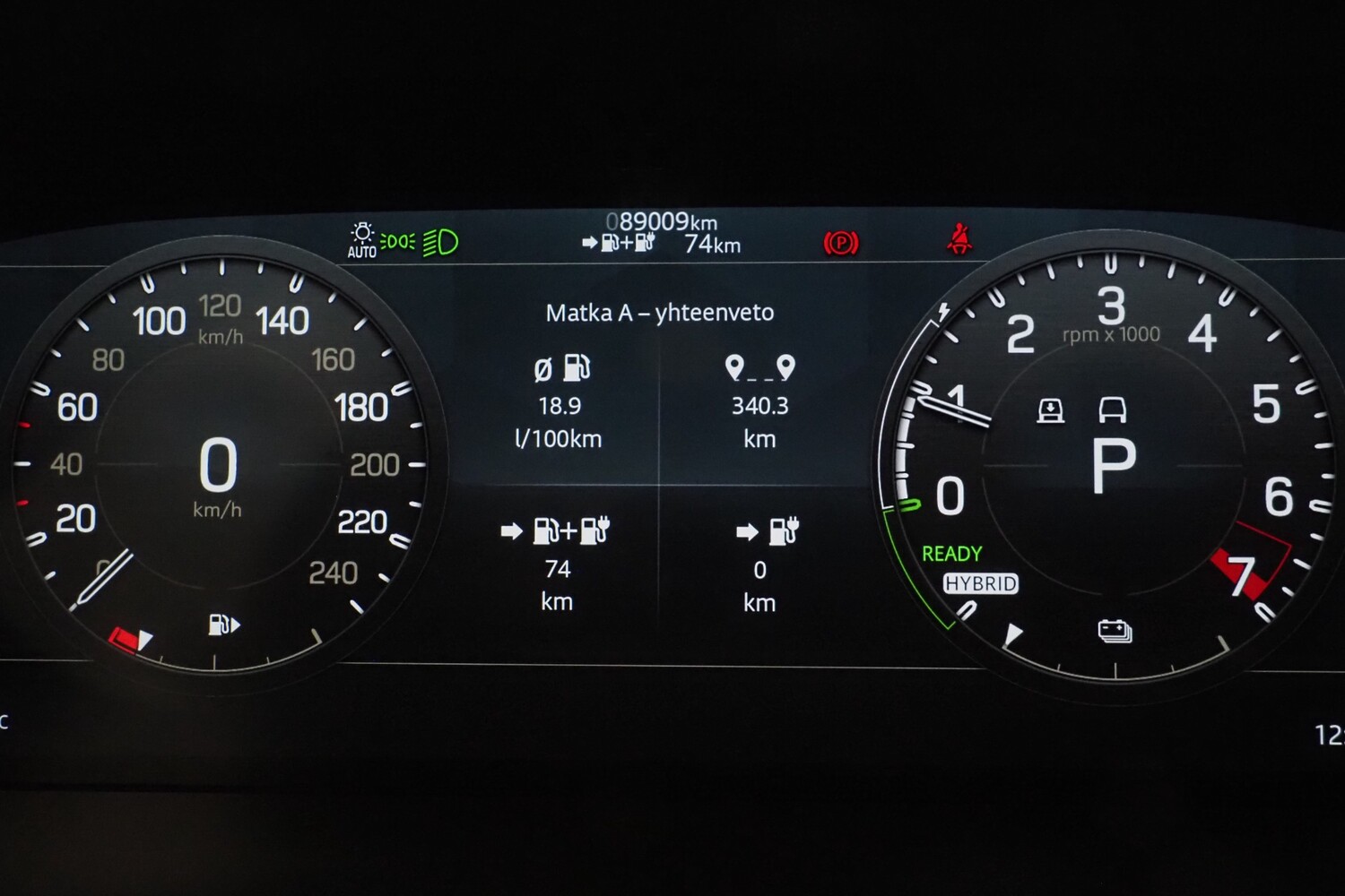 Land Rover Defender vaihtoauto