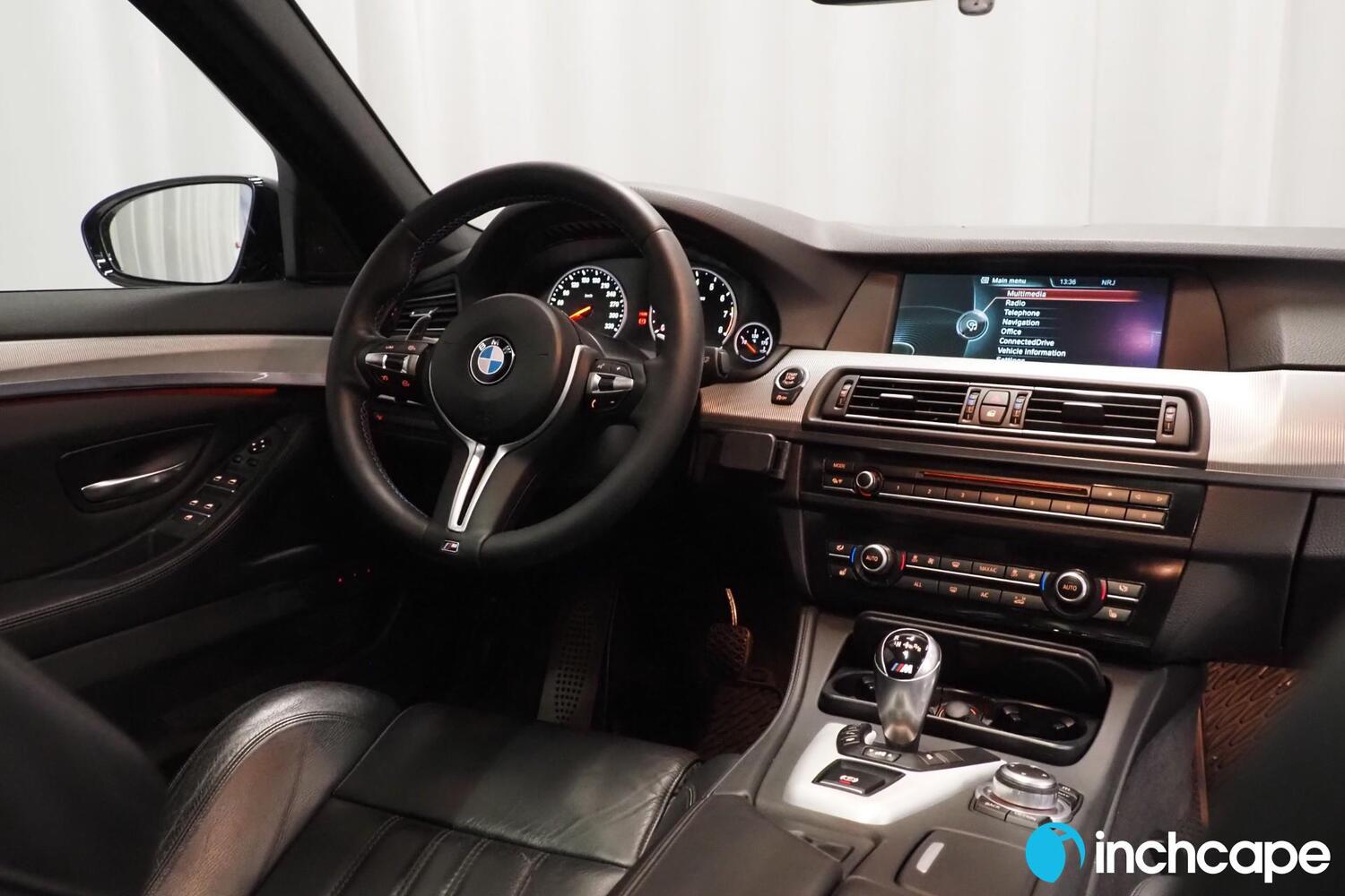 BMW M5 vaihtoauto