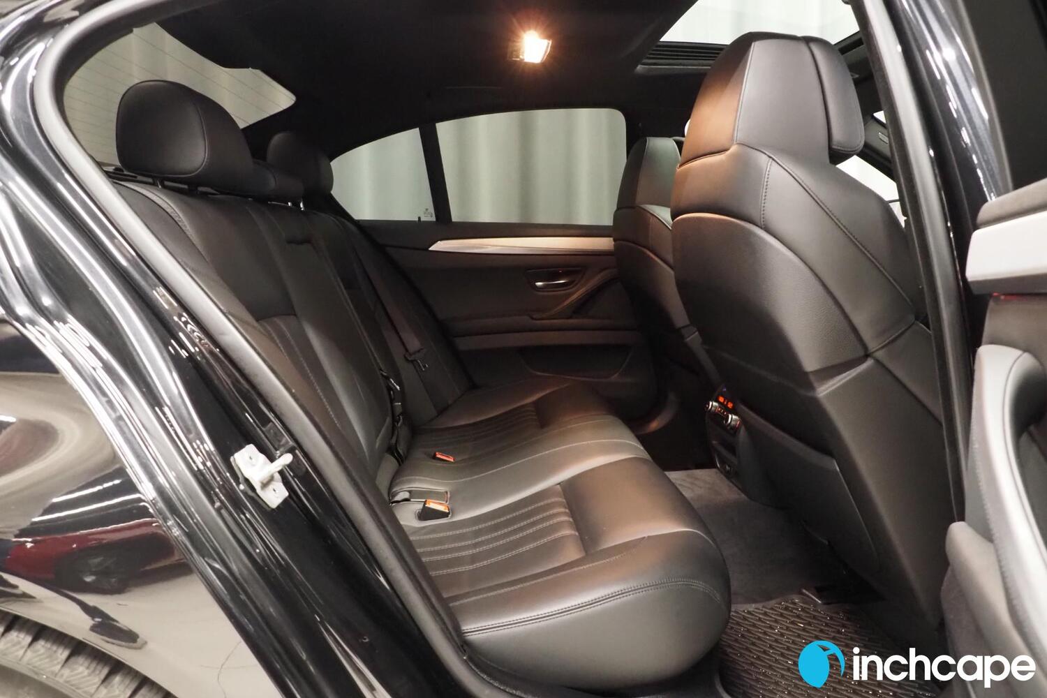 BMW M5 vaihtoauto