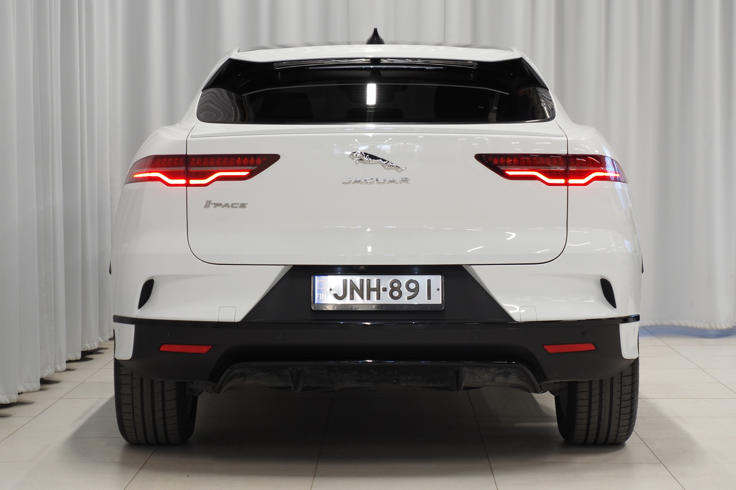 Jaguar I-PACE vaihtoauto