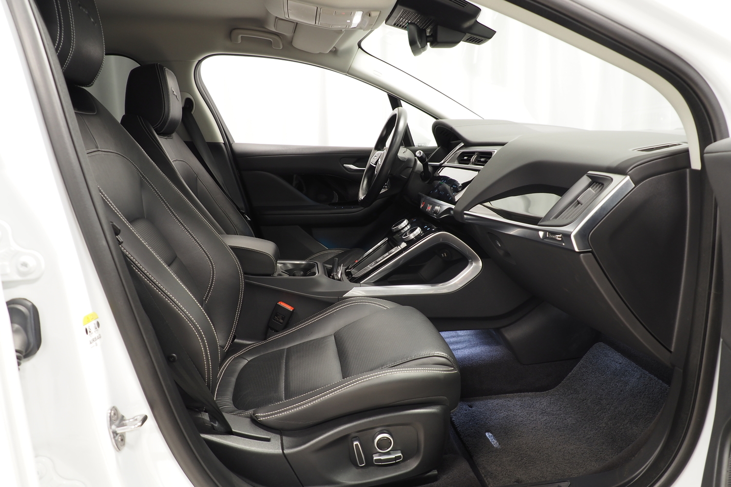 Jaguar I-PACE vaihtoauto