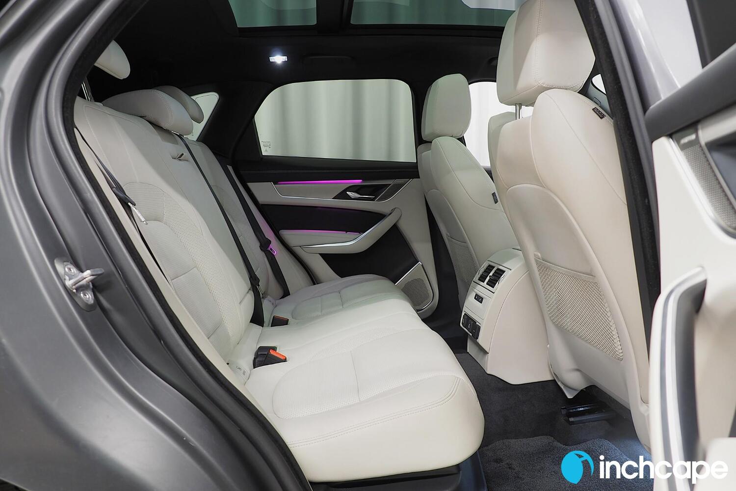 Jaguar F-PACE vaihtoauto