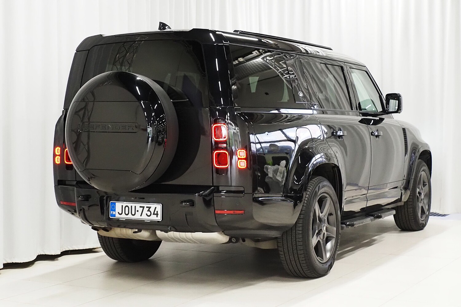 Land Rover Defender vaihtoauto