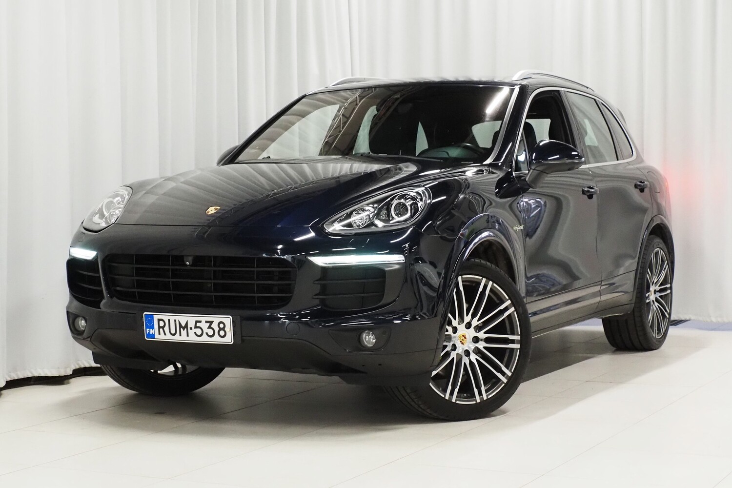Porsche Cayenne vaihtoauto