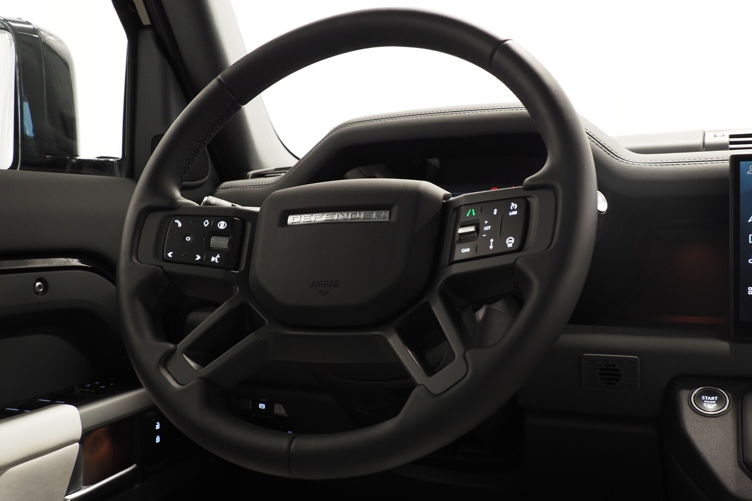 Land Rover Defender vaihtoauto