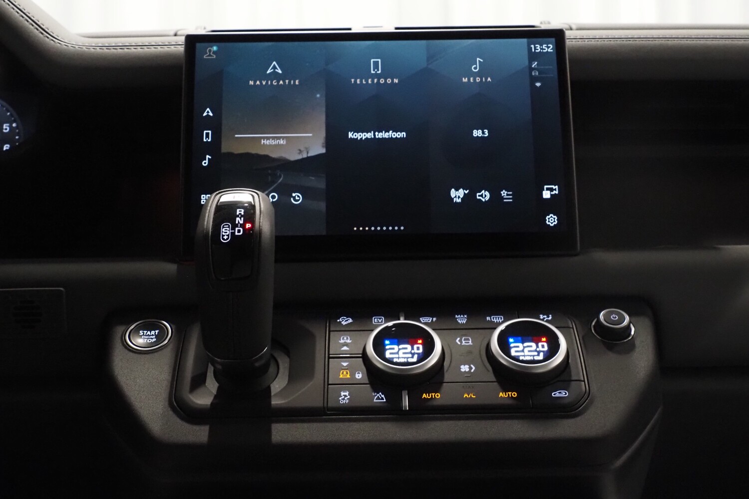 Land Rover Defender vaihtoauto