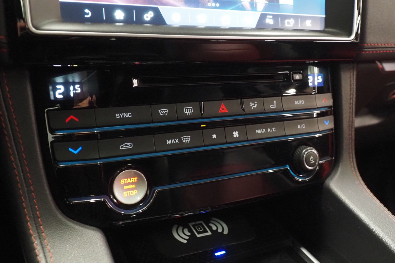 Jaguar F-PACE vaihtoauto