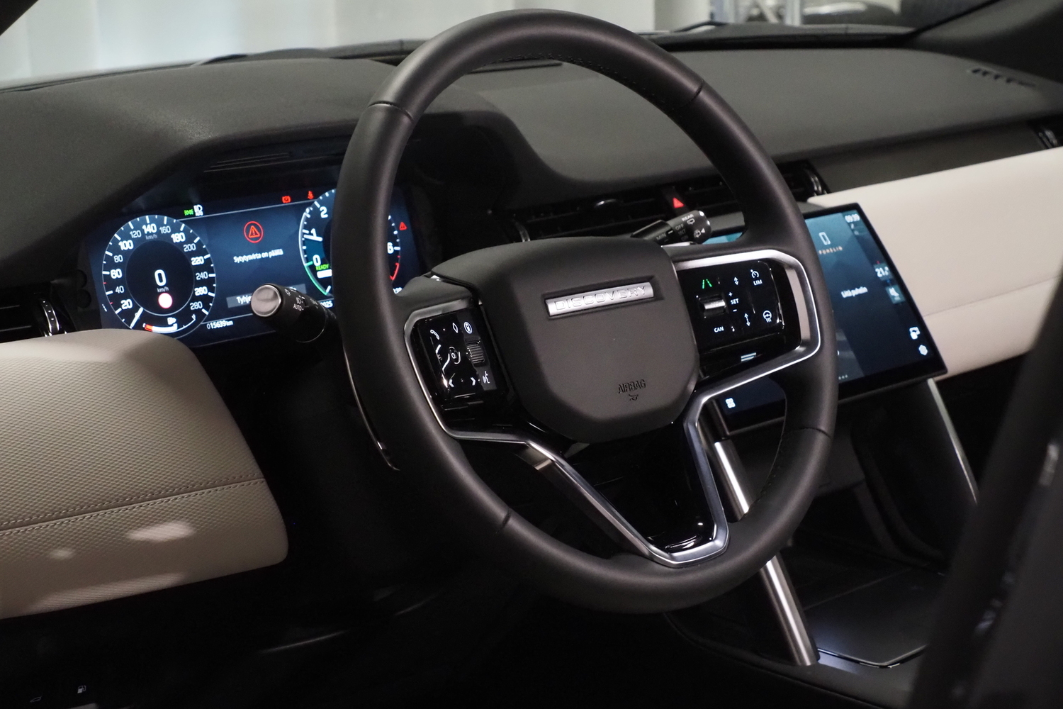 Land Rover Discovery Sport vaihtoauto