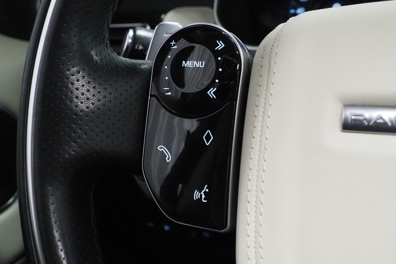 Land Rover Range Rover Sport vaihtoauto