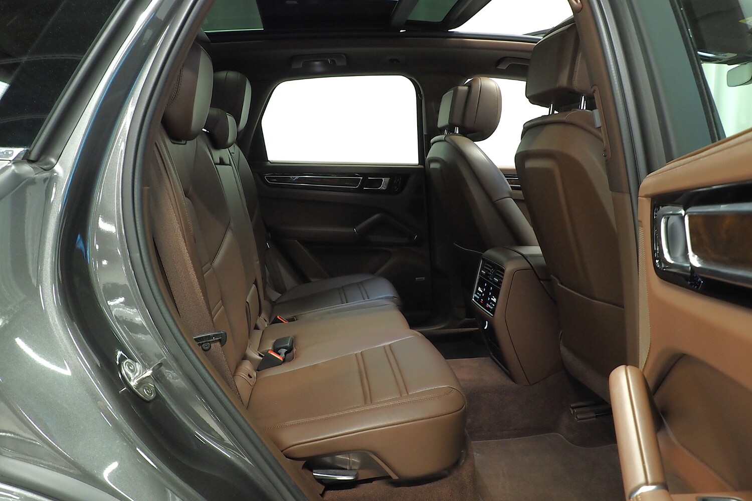 Porsche Cayenne vaihtoauto