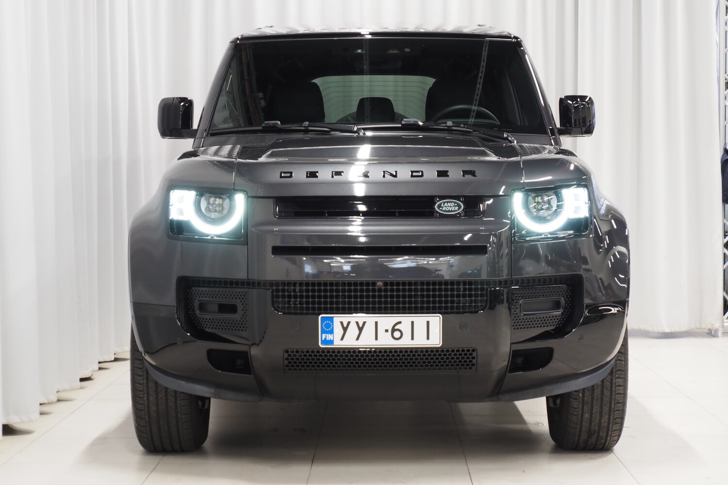 Land Rover Defender vaihtoauto