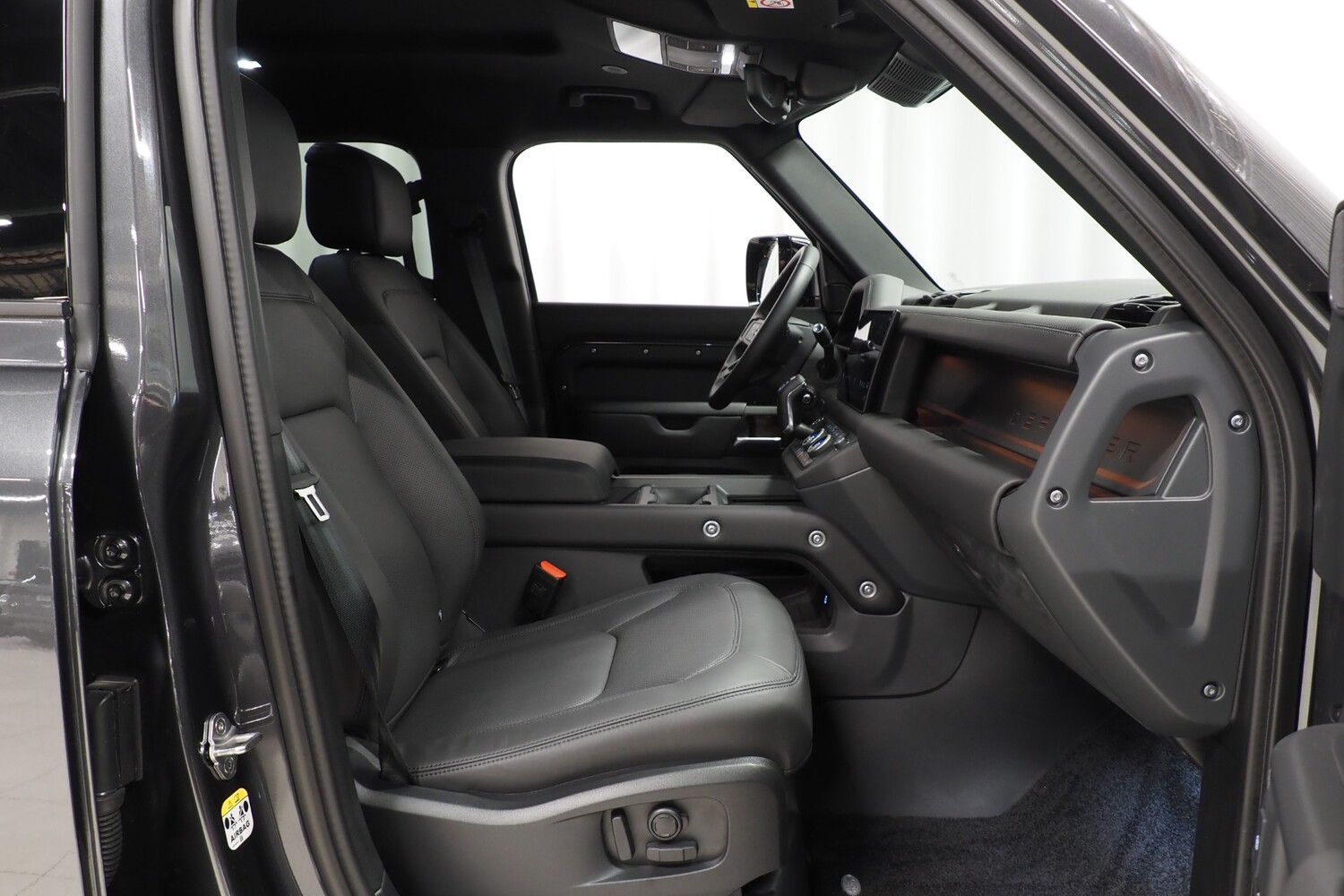 Land Rover Defender vaihtoauto