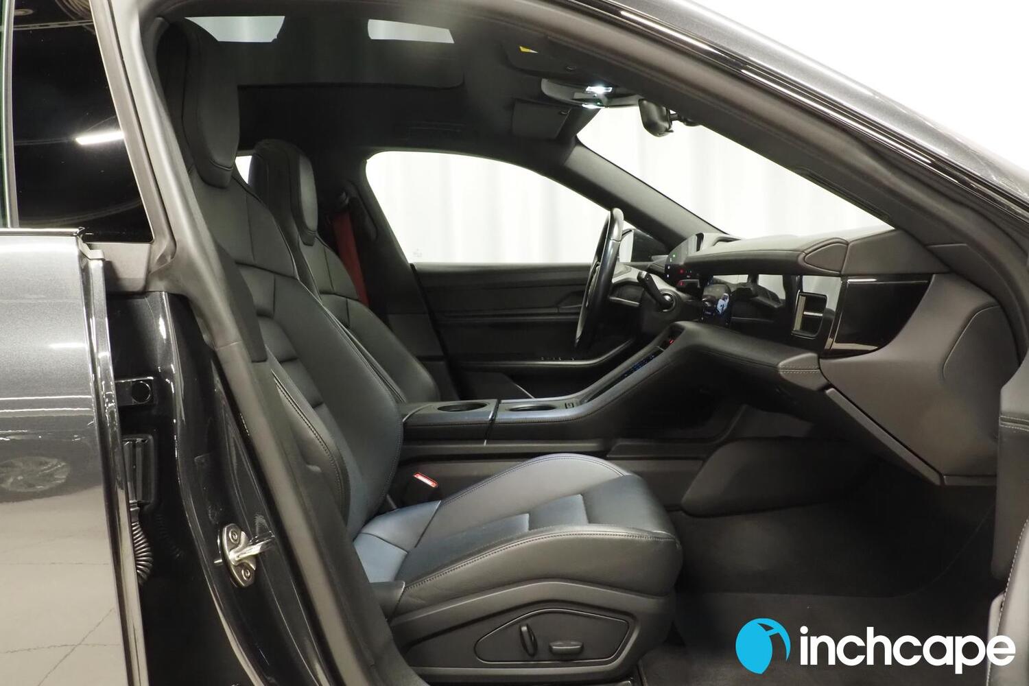 Porsche Taycan vaihtoauto