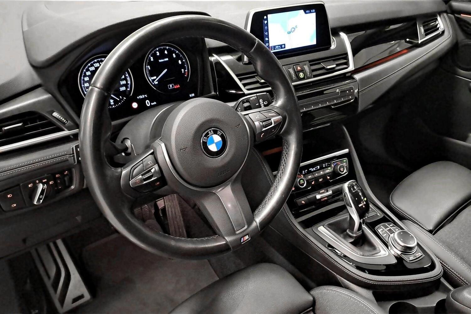 BMW 218 vaihtoauto