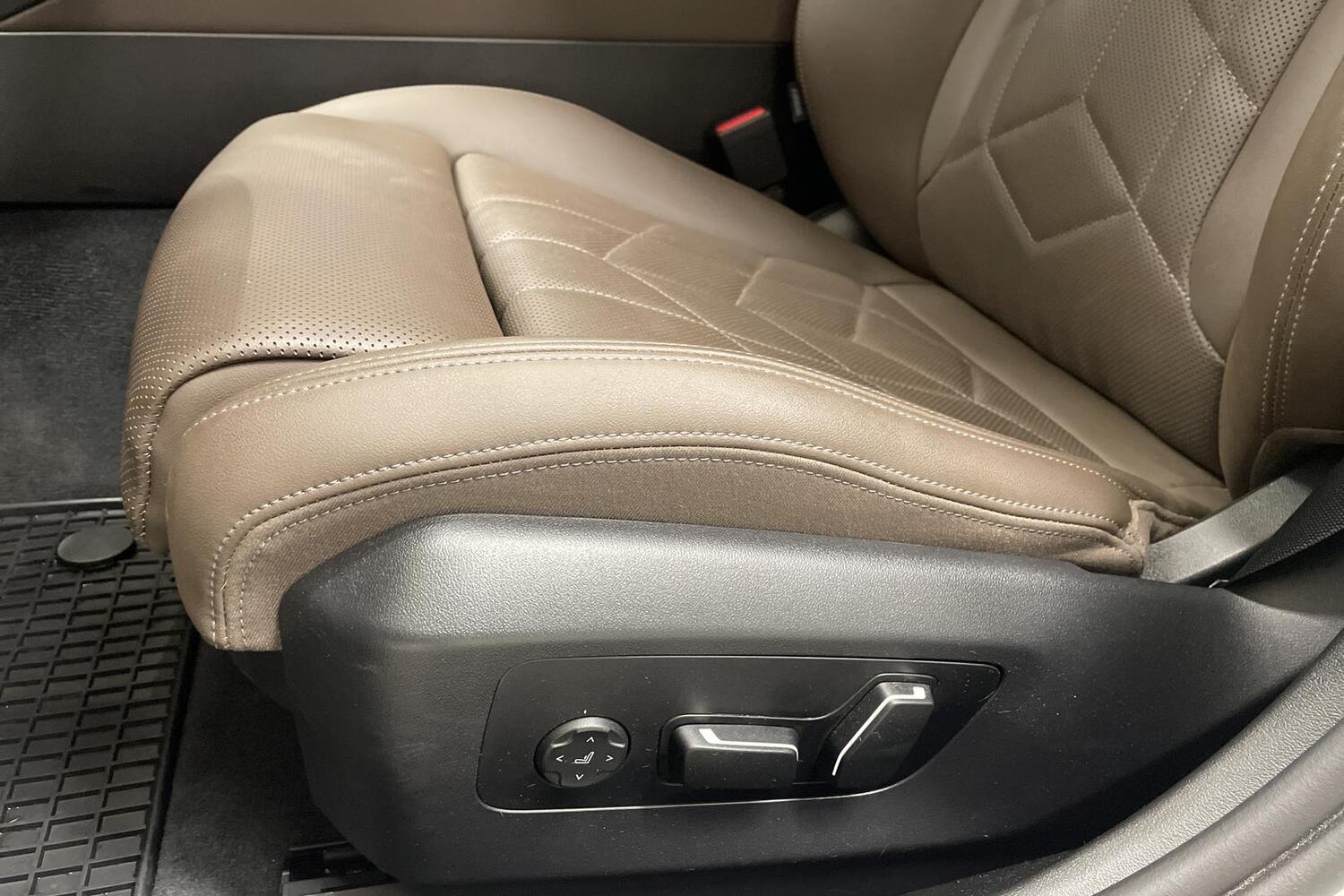 BMW i5 vaihtoauto