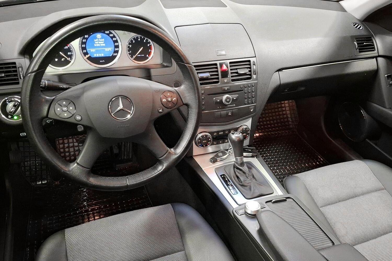 Mercedes-Benz C vaihtoauto