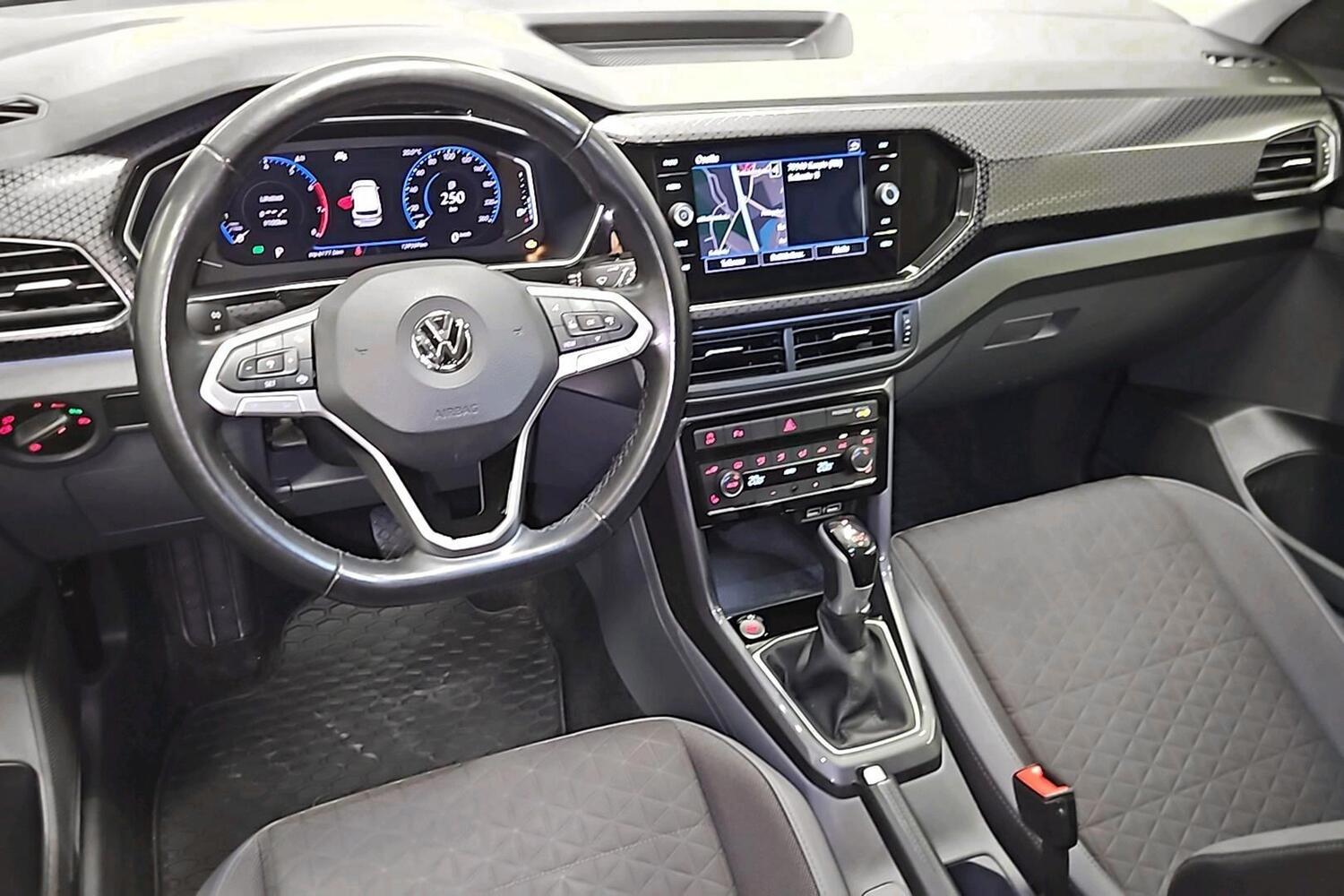 Volkswagen T-Cross vaihtoauto