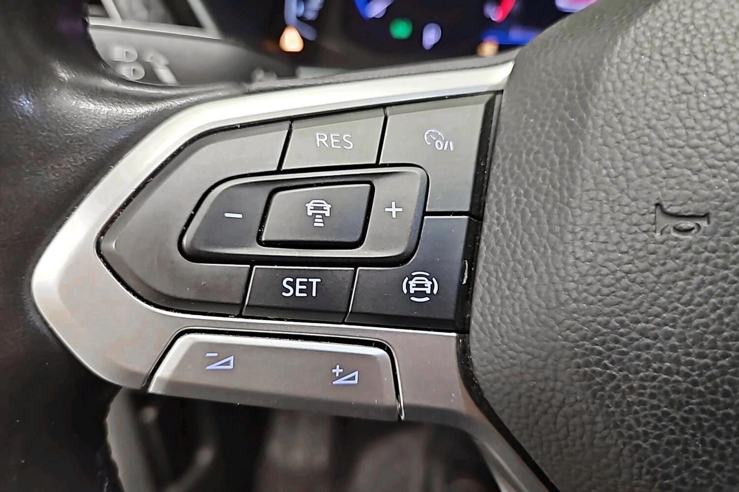 Volkswagen T-Cross vaihtoauto