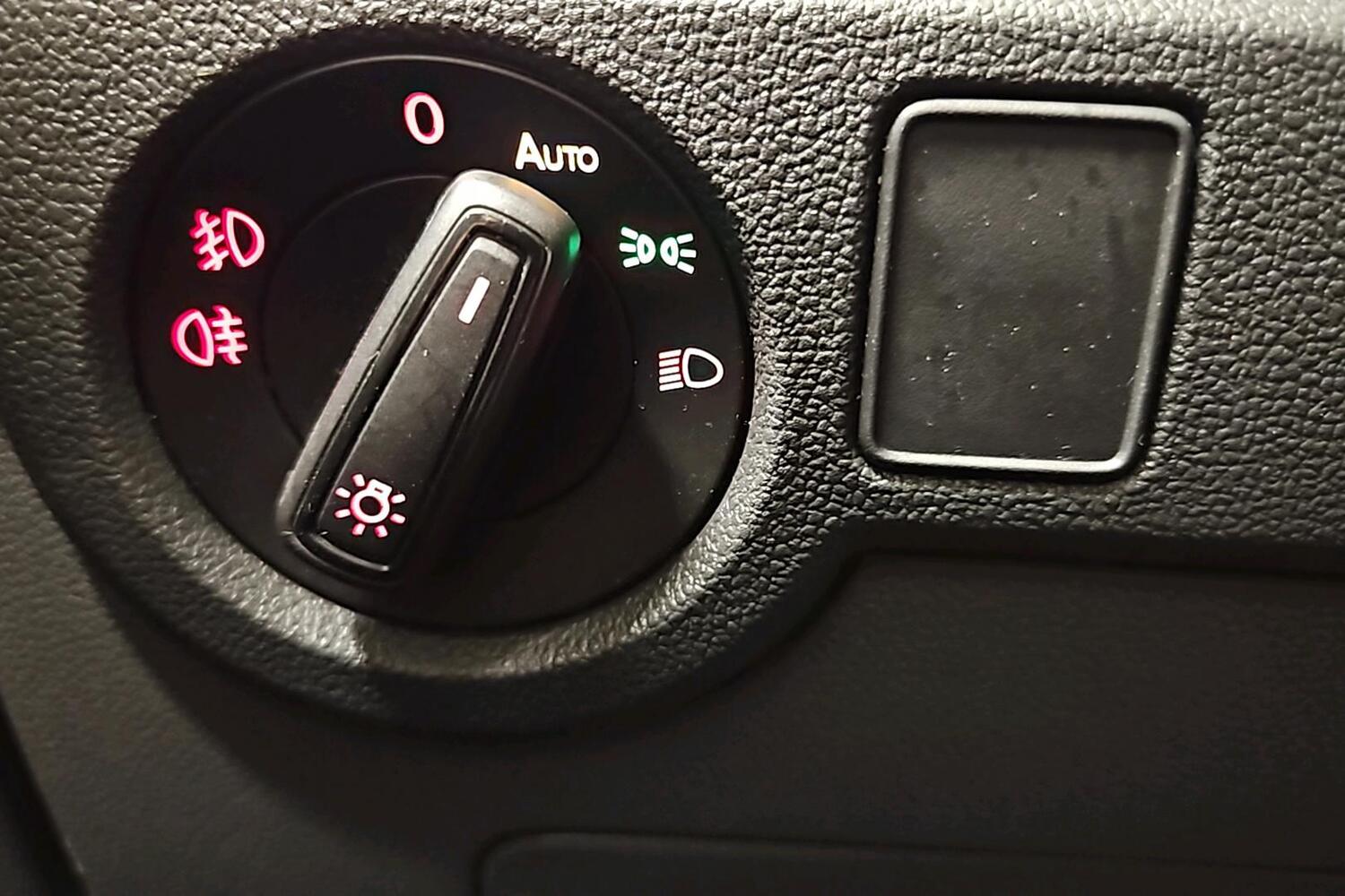 Volkswagen T-Cross vaihtoauto