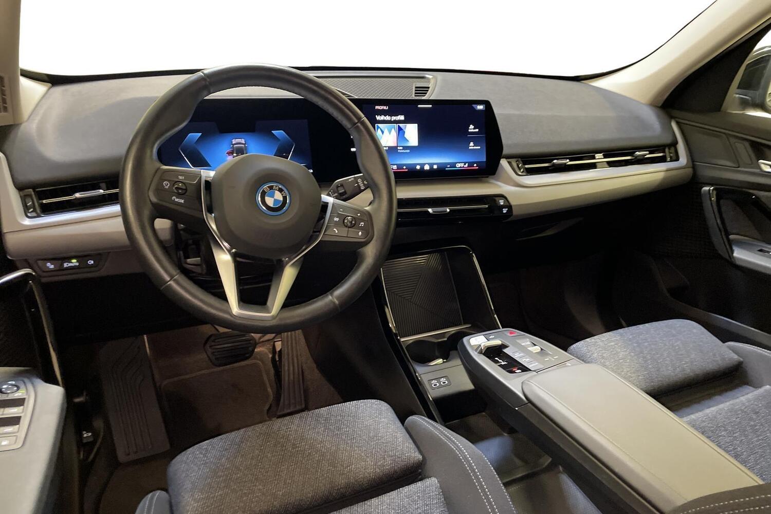 BMW X1 vaihtoauto