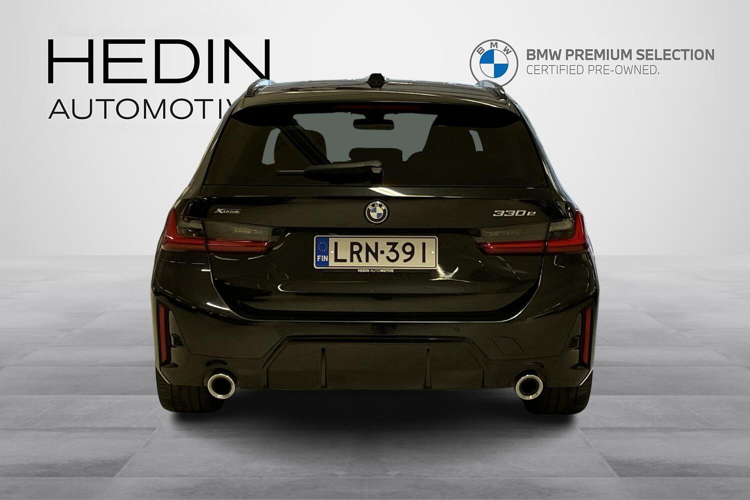 BMW 330 vaihtoauto