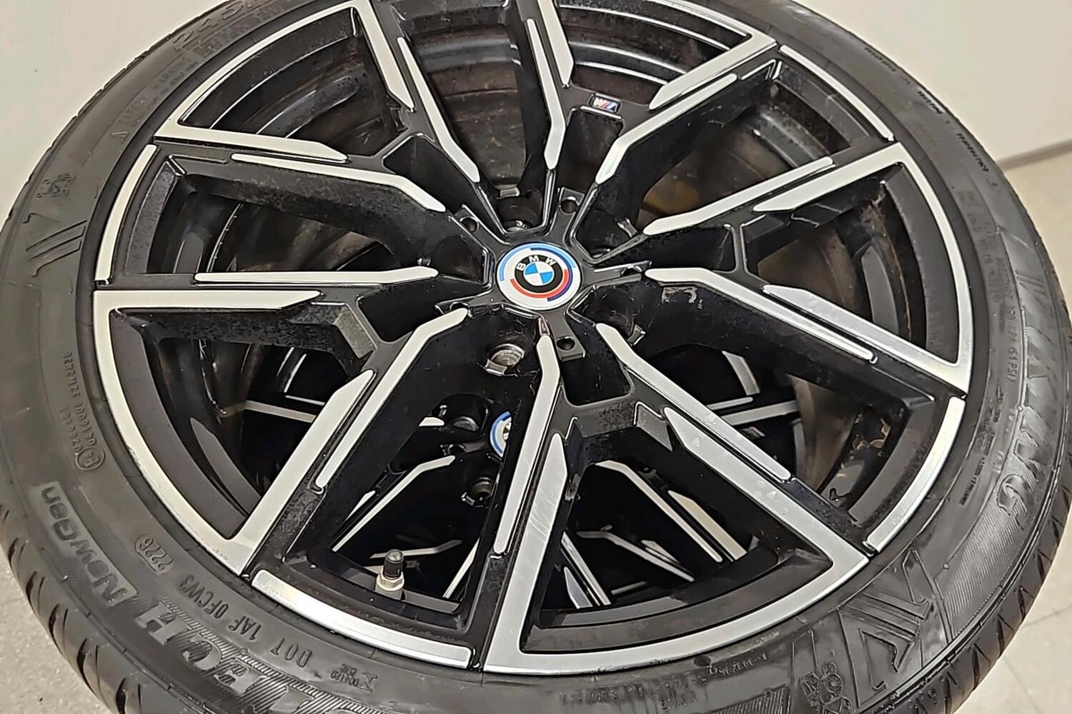 BMW i4 M50 vaihtoauto