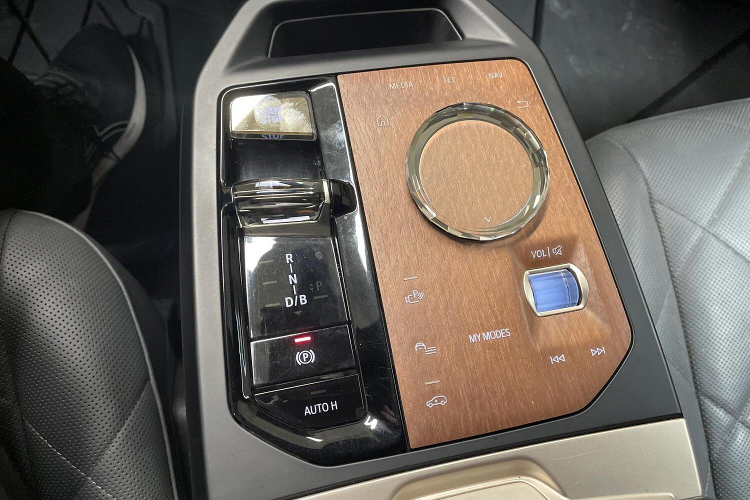 BMW iX vaihtoauto
